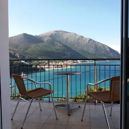 Oceanis 2* Poros (Kefalonia)