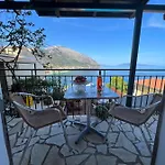 Ξενοδοχείο Oceanis 2*