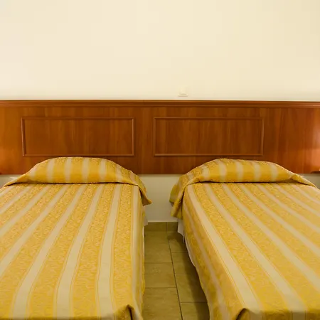 Hotell Oceanis Poros (Kefalonia)