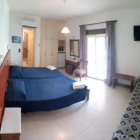 فندق Oceanis 2*