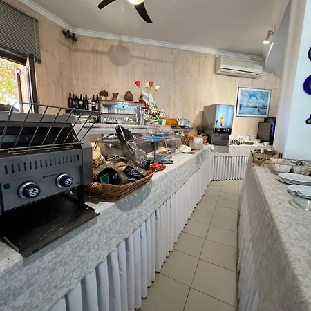 Oceanis فندق بوروس