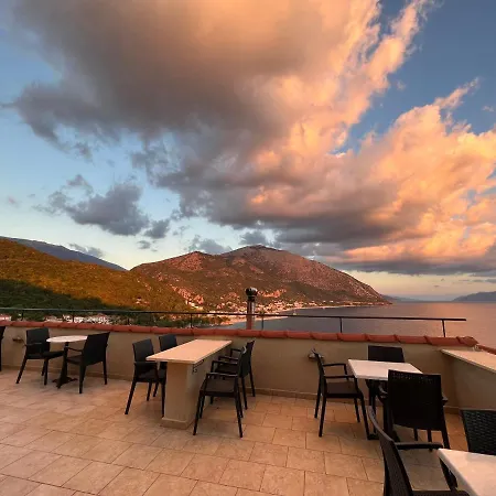 Oceanis Hotel